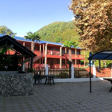 Старые Гагры 가그라 외부 사진